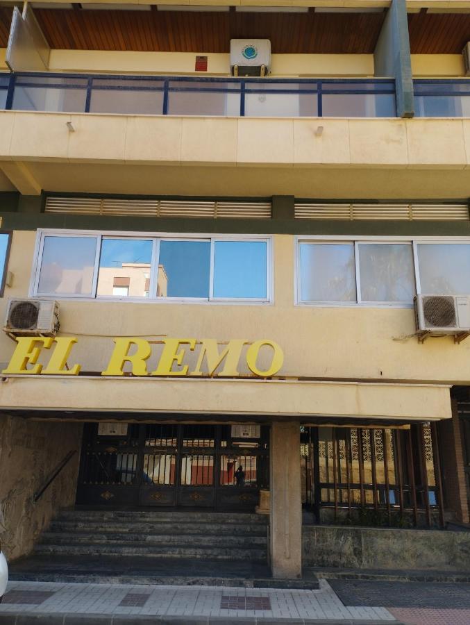 Edificio El Remo Vistas Al Mar Sun&Beach ตอร์เรโมลิโนส ภายนอก รูปภาพ